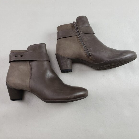 Ecco Sculptured 45 Ankle Bootie Womens 5-5.5 EU 36 Gray Leather Side Zip Heeled - Picture 4 of 14